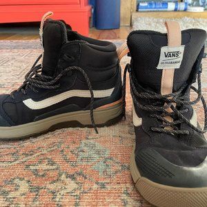 Women's Vans Winter Insulated boots